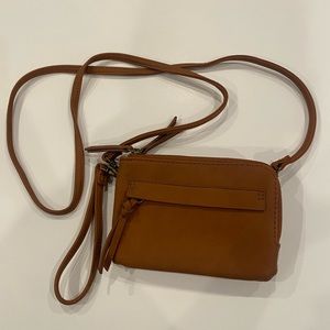 Universal Thread Mini Crossbody Wallet Bag